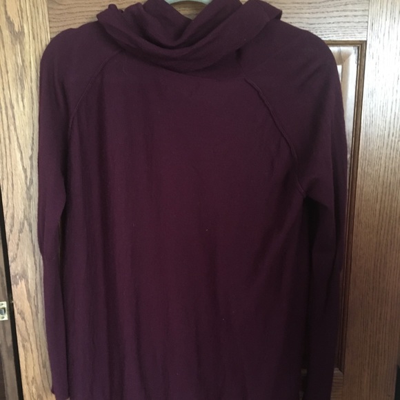 Tahari purple tunic/sweater - Picture 1 of 2